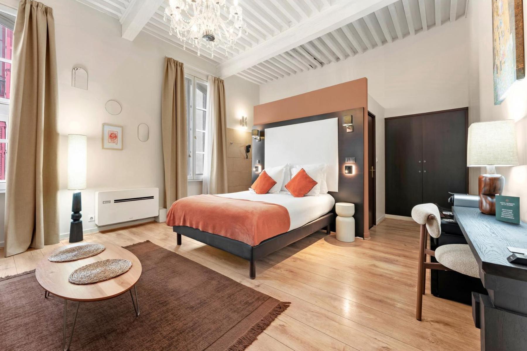 Prestige Queen Room